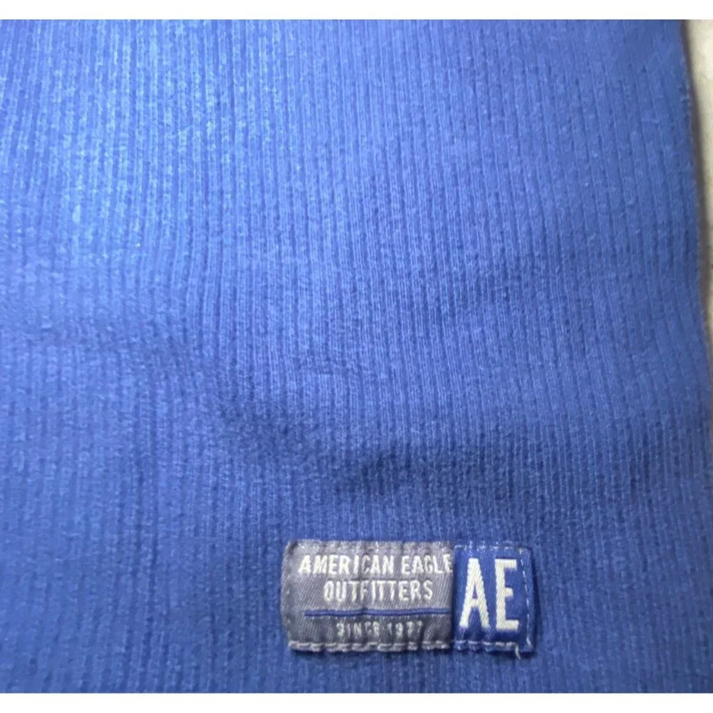 American Eagle Outfitters crewneck ribbed